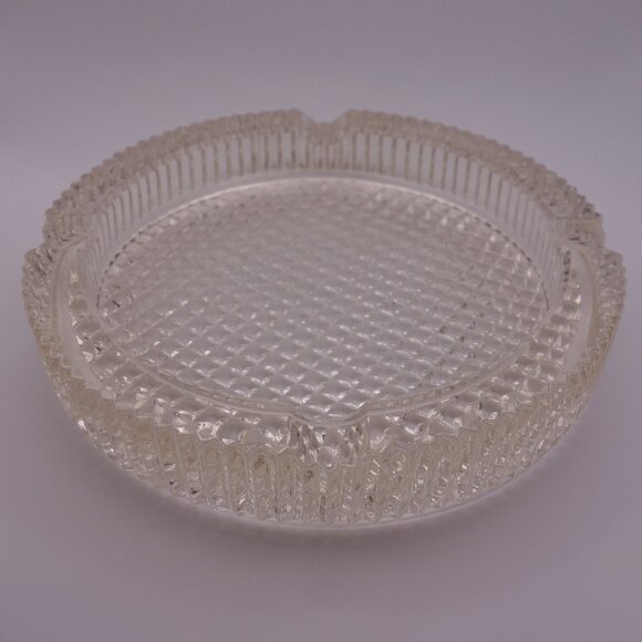 Circle Cigar Ash Tray with some Weight To it! - Picture 1 of 12